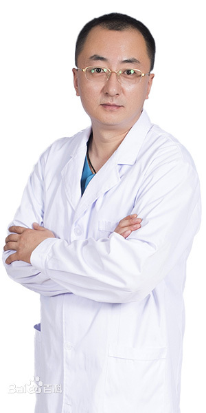 趙宇飛 冠美口腔醫(yī)療院長(zhǎng)