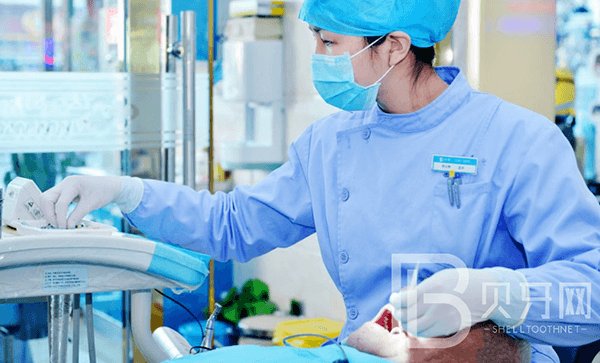 北京種值牙多少錢一顆！北京齒康口腔種牙價格表（今日更新/實(shí)時），國產(chǎn)鈦基牙(BAM)種植牙價格：3990元起/顆！