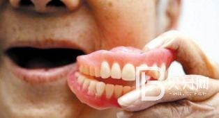 老年人能否種植牙？北京靚美口腔做種植牙怎么樣？