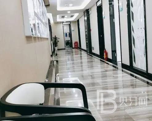 深圳牙齒黃怎么變白口腔醫(yī)院排名重磅發(fā)布！深圳麥雅口腔診所醫(yī)生手術(shù)專業(yè)、設(shè)備先進(jìn)正規(guī)！