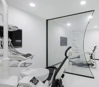 嘉興好的種植牙多少錢一顆！平湖舒益口腔種植牙價格表參考，國產常州創(chuàng)英種植牙：3885元起/顆！