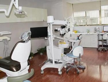 無錫矯正牙齒十大最佳私立口腔醫(yī)院，無錫北極星口腔(縣前西街院)實(shí)力優(yōu)勢盡顯！